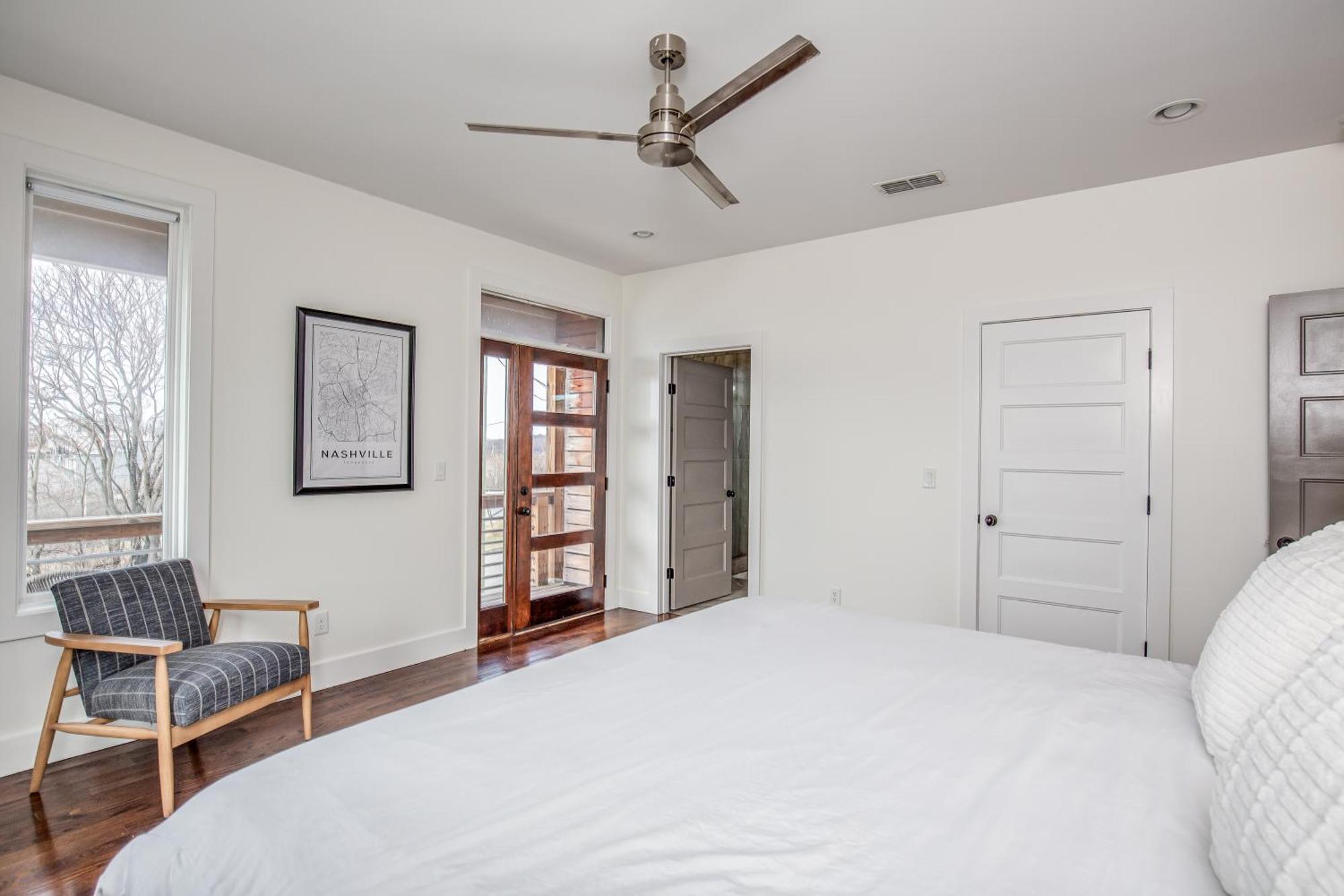 Whiskey House With Rooftop Golf, City Views! 8Min To Downtown! Sleeps 9! Nashville Bagian luar foto